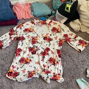 White flower long sleeve L/G